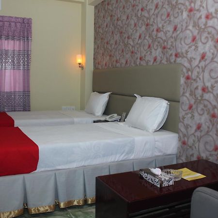 Golden Inn Chattagram Ltd Chittagong Esterno foto