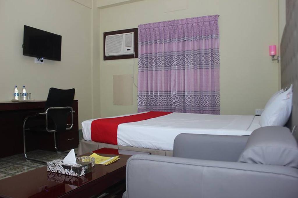 Golden Inn Chattagram Ltd Chittagong Esterno foto